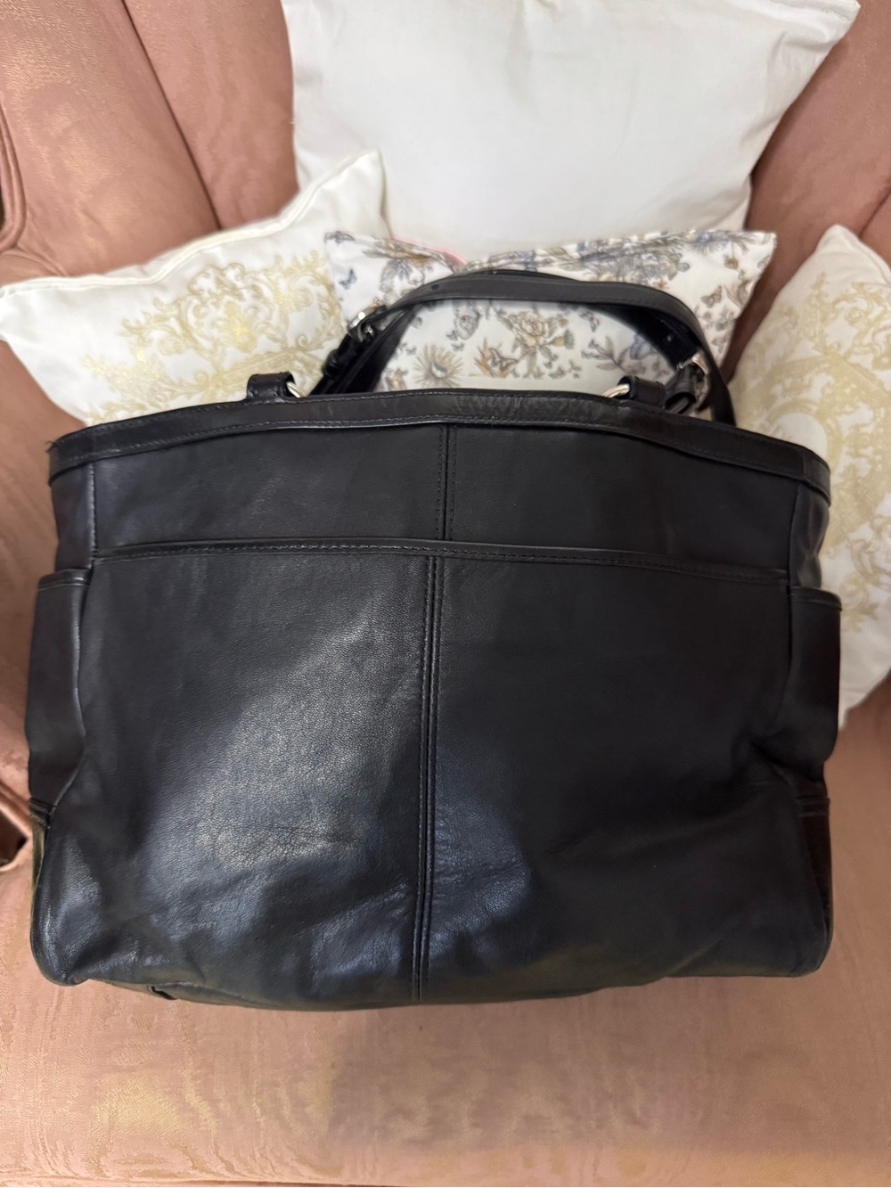 Coach East West Black Leather Tote Bag - Classic Everyday Carry - Picture 2 of 4